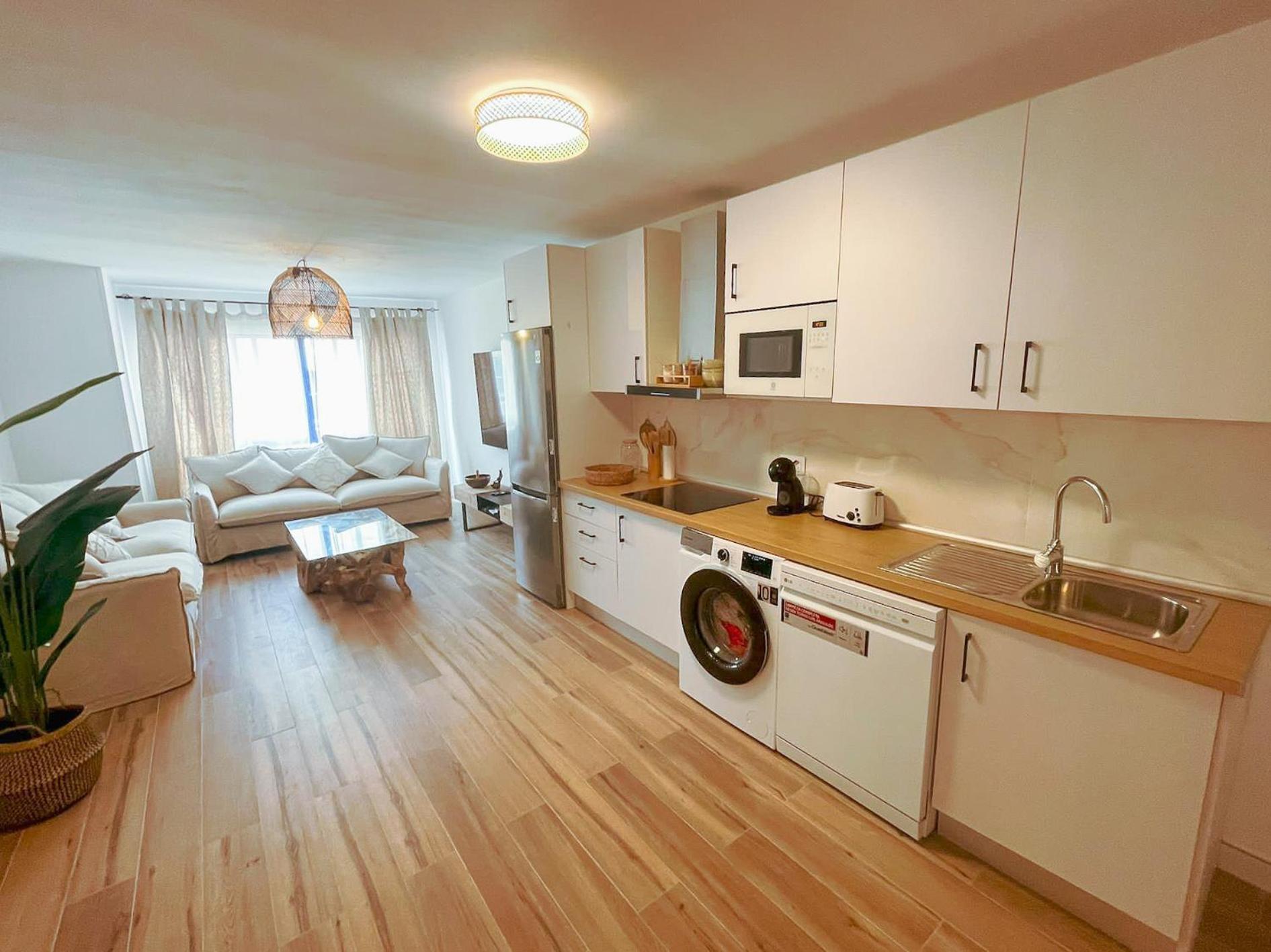 Chakra House Fuerteventura - Affordable Rooms In A Cozy Guesthouse コラレホ エクステリア 写真