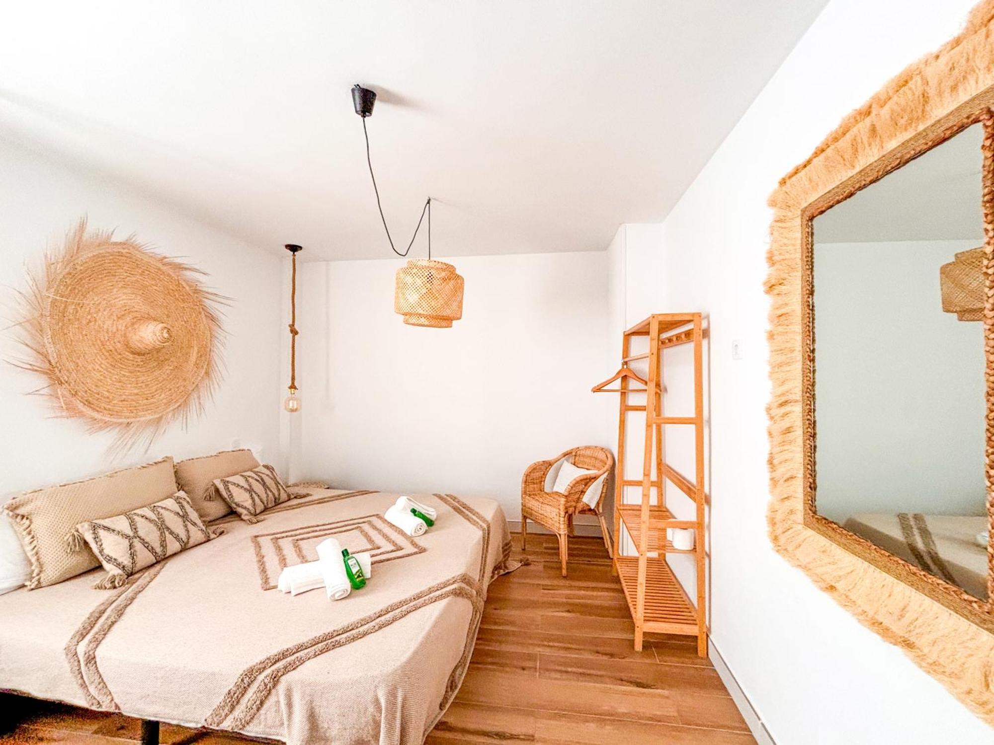 Chakra House Fuerteventura - Affordable Rooms In A Cozy Guesthouse コラレホ エクステリア 写真
